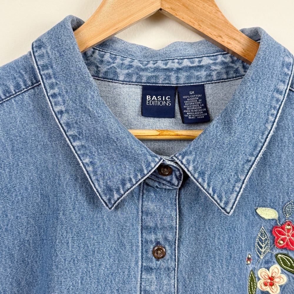 Y2K Denim Button Front Shirt 2X Blue Floral Embroidered Top Cottagecore - Picture 4 of 7